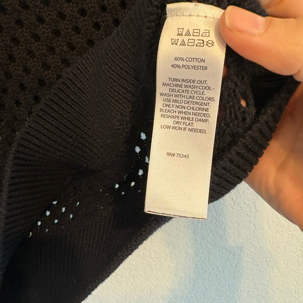 Sincerely Jules Black Open Knit Sweater Vest Sleeveless Crochet Size M - Picture 7 of 9